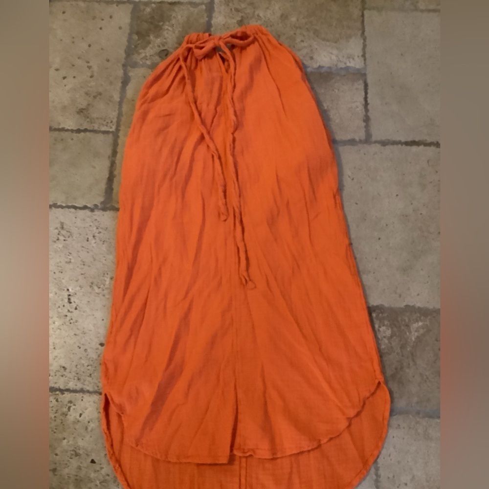 Old Navy Orange Maxi A-Line dress-SZ M
PIT TO PIT 14”
Length 44”
Pockets
M3